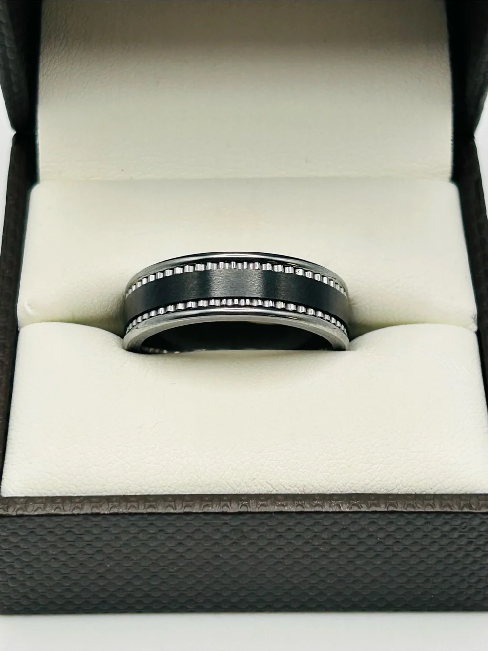 ArtCarved Men’s Tungsten Ring 8mm Wide Size 9.5 Comfort Fit